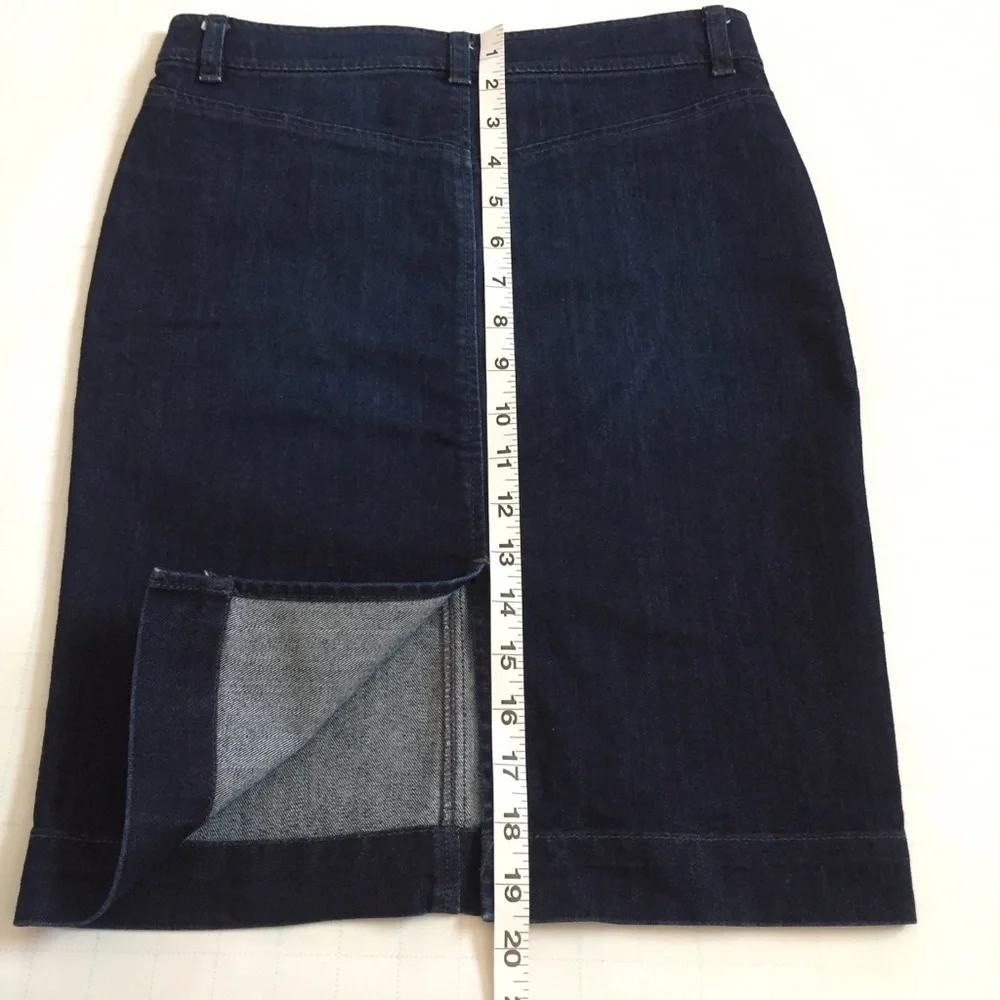 Vintage Uniqlo Slim Fit Slit Back Stretch Skirt 27